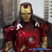 Iron Man Mark VII - Tony Stark - Robert Downey Jr - Avengers - Hot Toys mms185