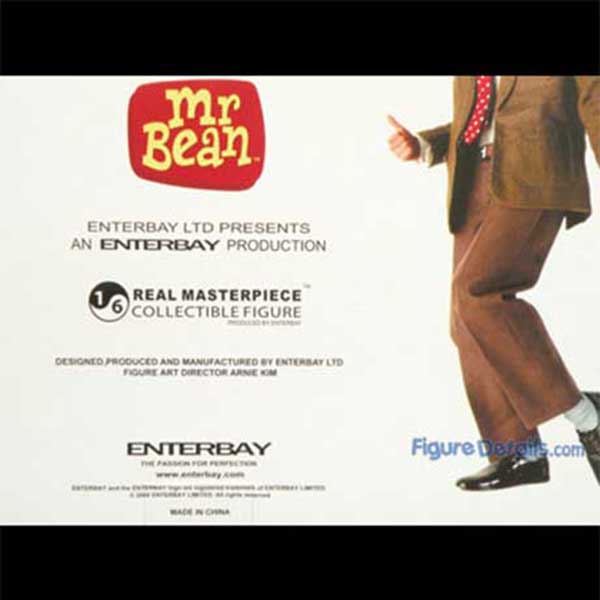Mr Bean Action Figure Review - Mr Bean Holiday 2007 - Enterbay 3