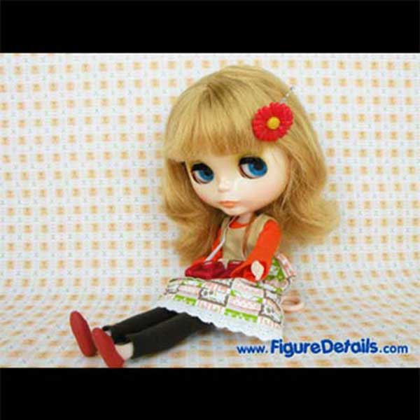 Cassiopeia Spice Close Up and Hair Style Review - Neo Blythe Doll - Takara Tomy 3