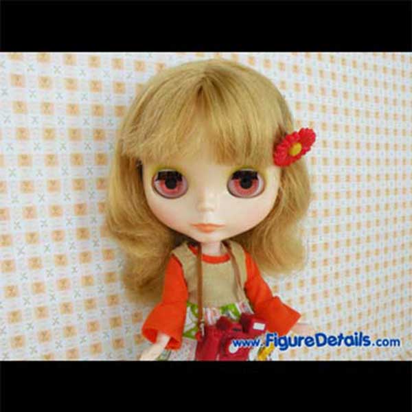 Cassiopeia Spice Close Up and Hair Style Review - Neo Blythe Doll - Takara Tomy 4