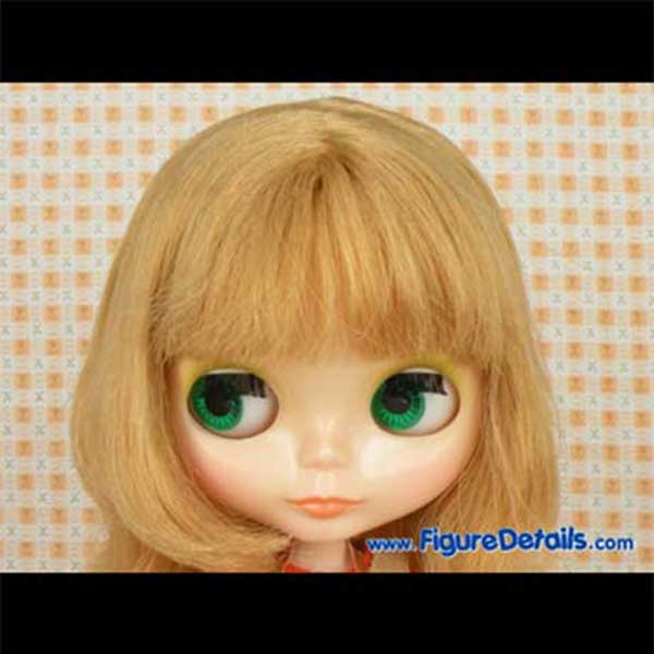 Cassiopeia Spice Eyes and Costume Review - Neo Blythe Doll - Takara Tomy 2