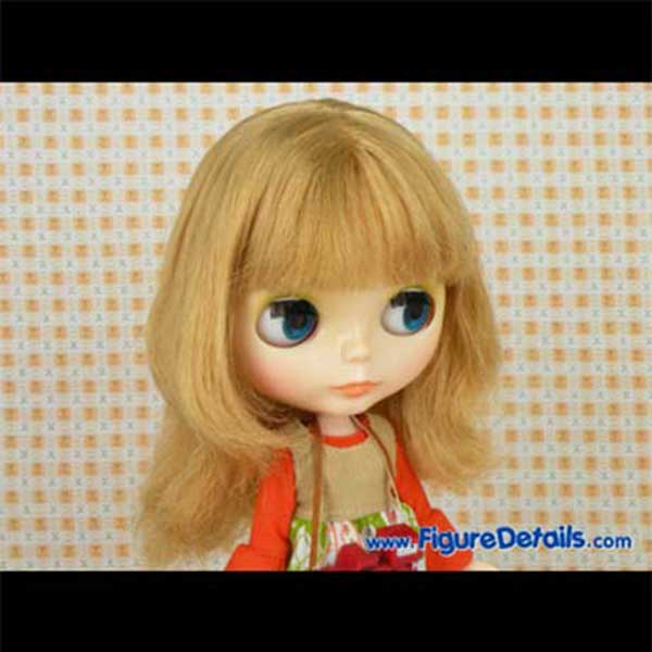 Cassiopeia Spice Close Up and Hair Style Review - Neo Blythe Doll - Takara Tomy 8