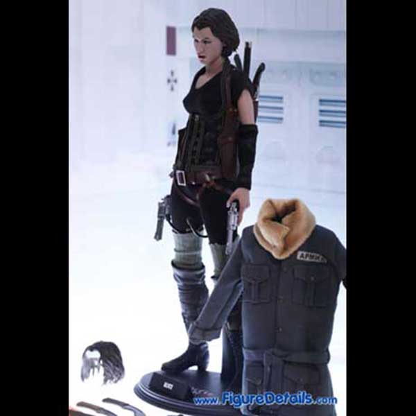 Hot Toys Alice Resident Evil Afterlife Action Figure mms139 2