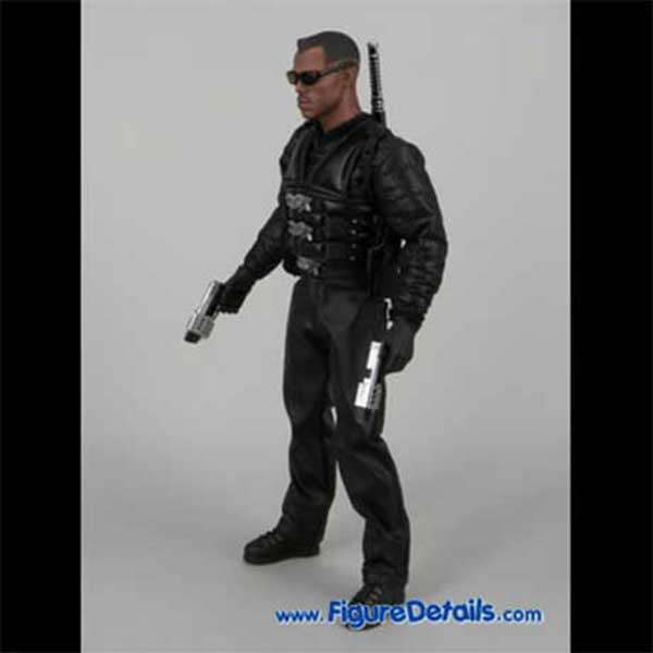 Hot Toys Blade II Costume Review - Blade II - mms113 5