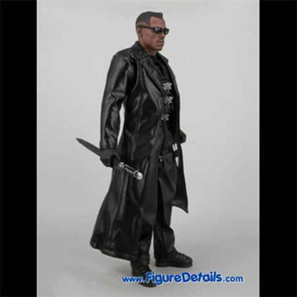 Hot Toys Blade II Weapon and Head Sculpt Review - Blade II - mms113