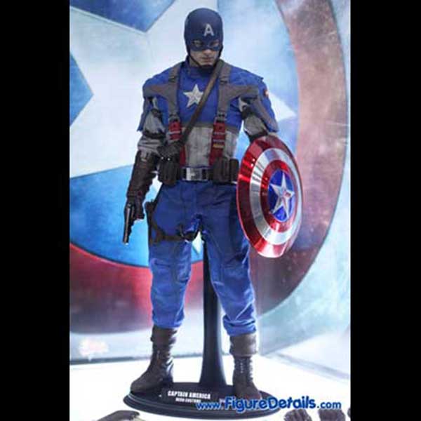 Hot Toys Captain America - The First Avenger Action Figure 2