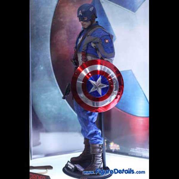 Hot Toys Captain America - The First Avenger Action Figure 4