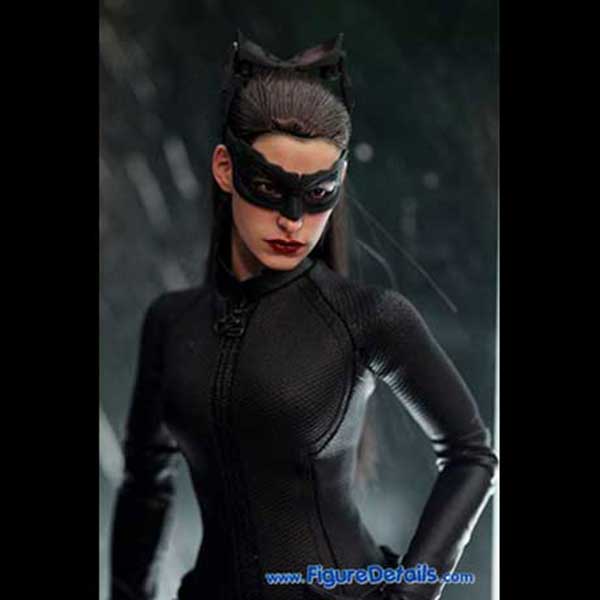 Hot Toys Catwoman Selina Kyle Action Figure mms188 -  Batman: The Dark Knight Rises 3