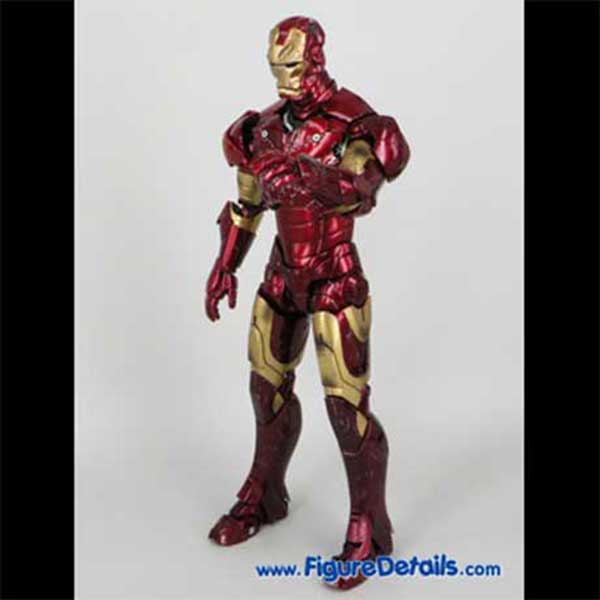 Hot Toys Battle Damaged Helmet - Iron Man Mark 3 mms110 7