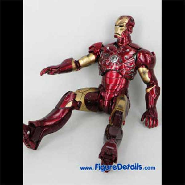 Hot Toys Battle Damaged Helmet - Iron Man Mark 3 mms110 8