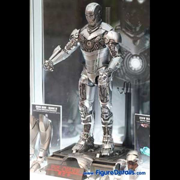 Iron Man Mark II Armor Unleashed Version mms150 Hot Toys action figure 3