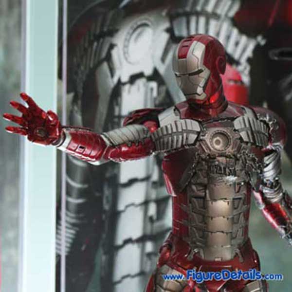 Hot Toys Iron Man Mark V Action Figure MMS145