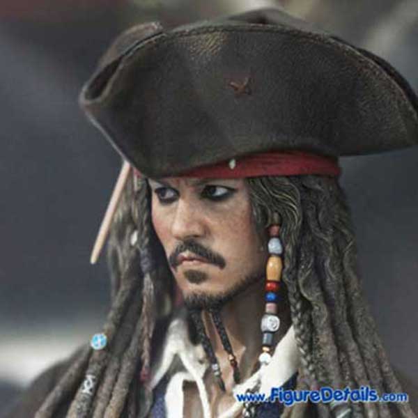 Jack Sparrow DX06 - Pirates of the Caribbean: On Stranger Tides - Hot Toys Action Figure