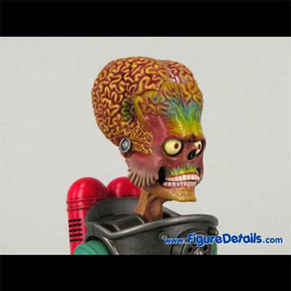 Hot Toys Martian Soldier Mars Attacks Head Sculpt and Action Figure Review mms107 5