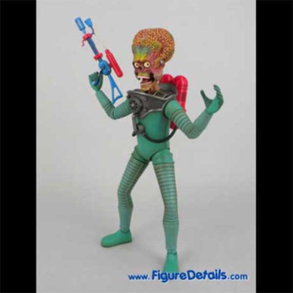 Hot Toys Martian Soldier Mars Attacks Head Sculpt and Action Figure Review mms107 4