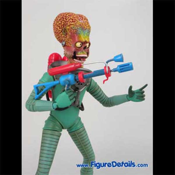 Hot Toys Martian Soldier Mars Attacks Head Sculpt and Action Figure Review mms107 6