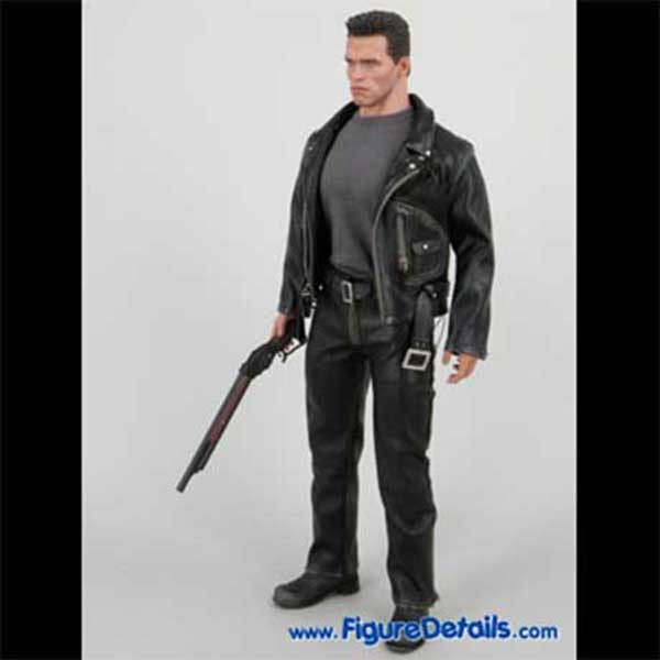 Hot Toys T800 Arnold Schwarzenegger mms117 Costume and Accessories Review - Terminator 2