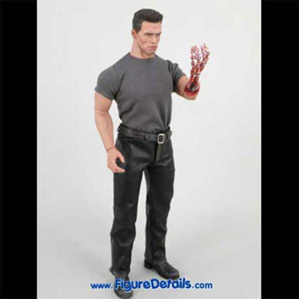 Hot Toys T800 Arnold Schwarzenegger mms117 Packing and Action Figure Review - Terminator 2 17