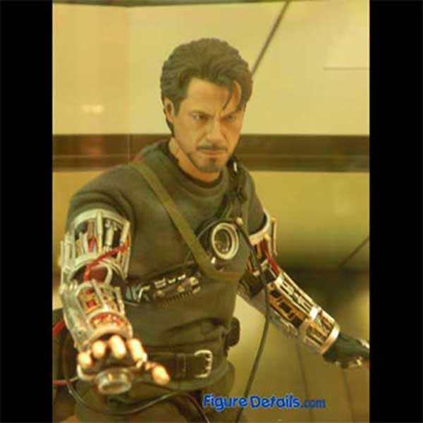 Hot Toys Tony Stark Mech Test Version Action Figure Preview mms116 2