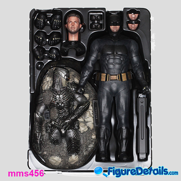 Hot Toys Batman Ben Affleck Review in 360 Degree - Justice League - mms455 mms456 6