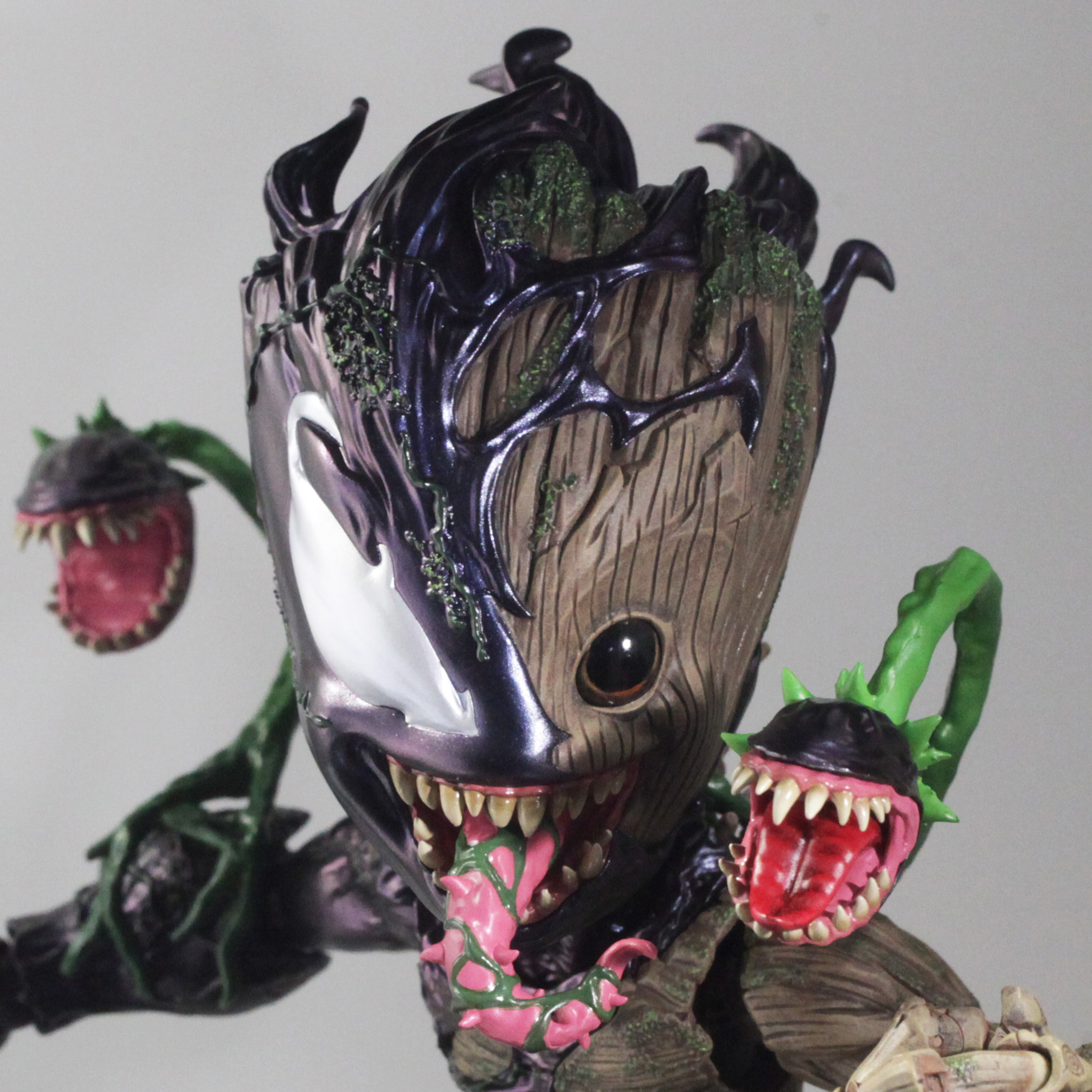 Hot Toys Venomized Groot Head Sculpt Prototype Preview - lms014 5