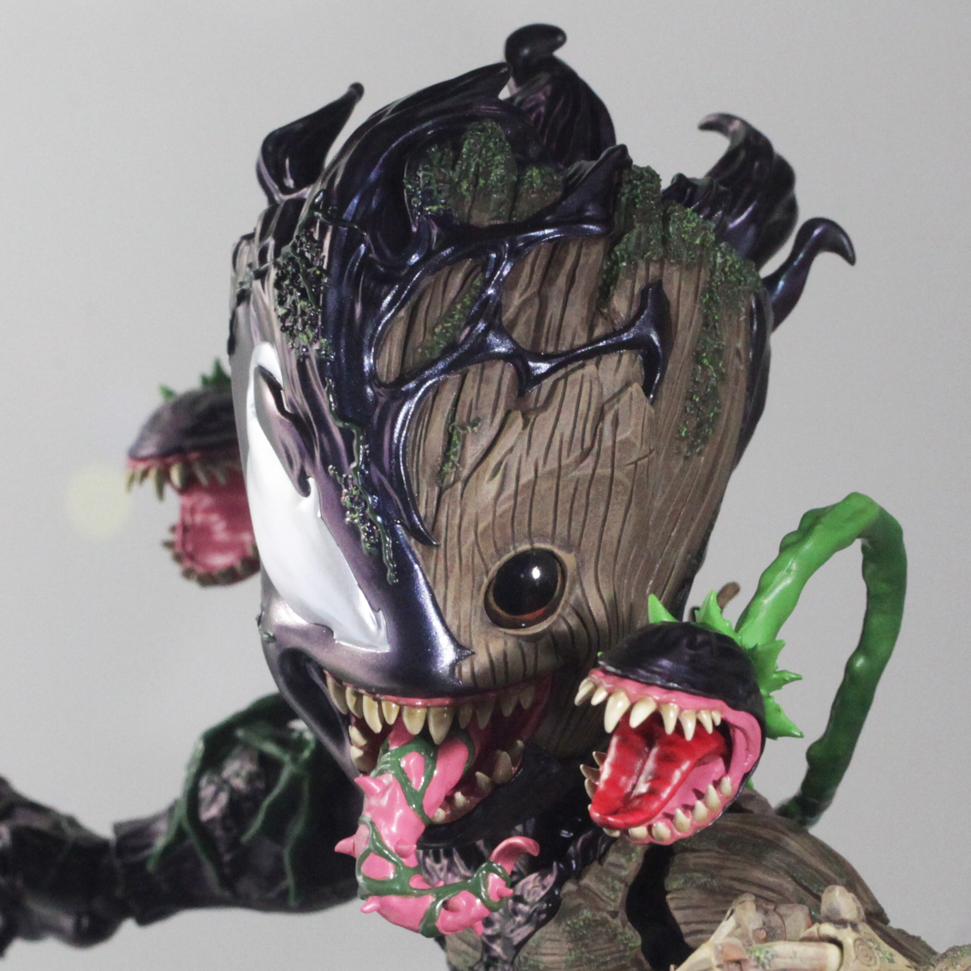 Hot Toys Venomized Groot Head Sculpt Prototype Preview - lms014 6