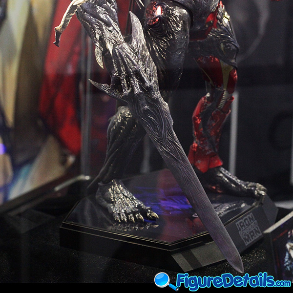 Hot Toys Venomized Iron Man Prototype Preview - Marvel Spiderman Maximum Venom - ac04 12